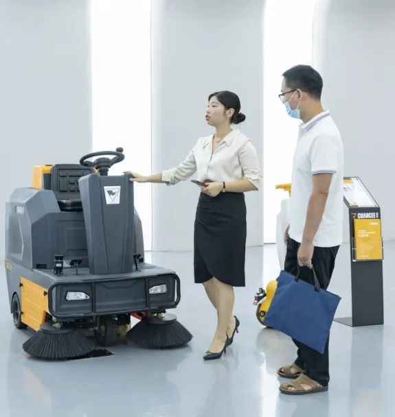 在选择扫地机时!考虑这几点才是正确的 在选择扫地机时!考虑这几点才是正确的