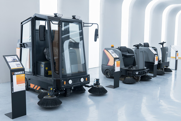 清洁设备扫地机 清洁设备扫地机